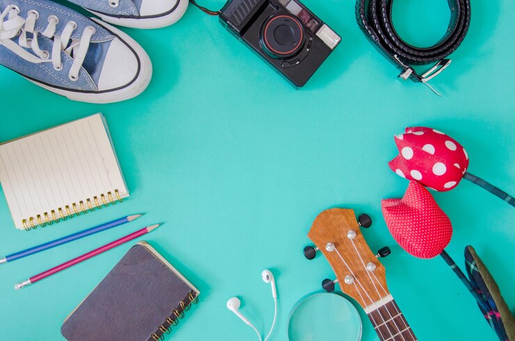 Foto hooghoekweergave van een gitaar op tafel
