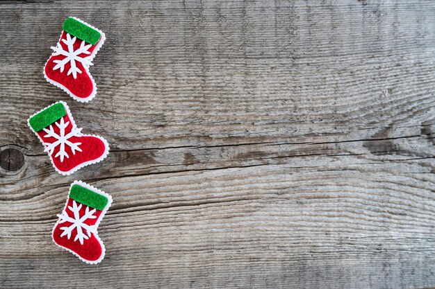 Foto hooghoekweergave van koekjes op tafel