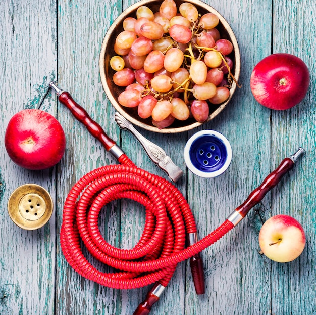 Hookah with autumn grapes