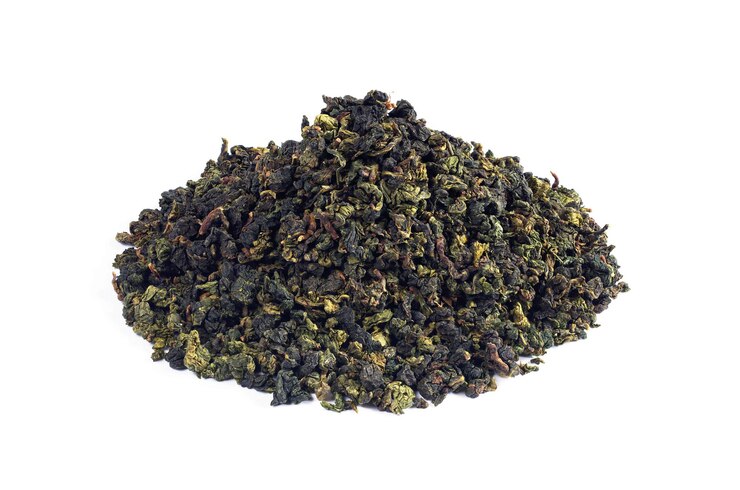 Hoop Chinese Tie Guan Yin thee op witte achtergrond