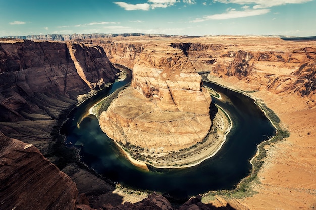 Horizontal view of horseshoe Bend with special photographic processing