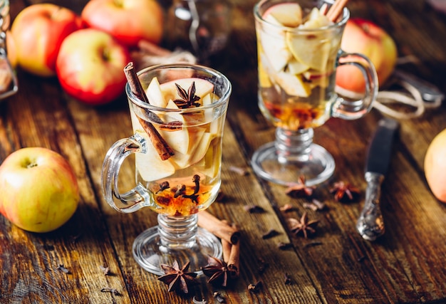 Hot Apple Cider Drink