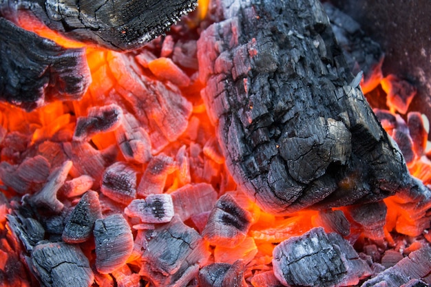 Photo hot burning charcoal