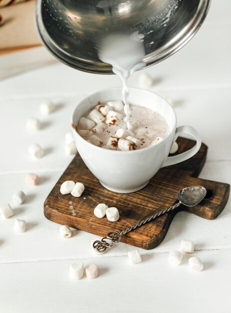 ホットチョコレートボールボムウィンタードリンク