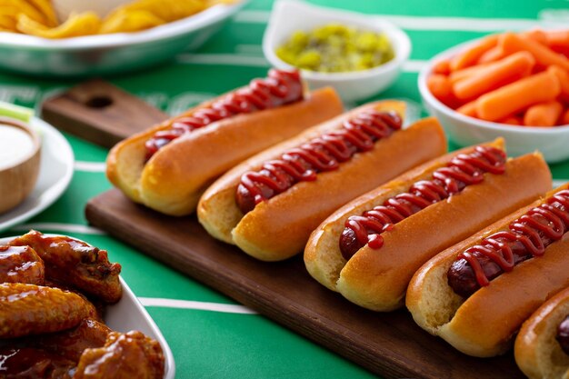 Foto hot dog per il giorno della partita.