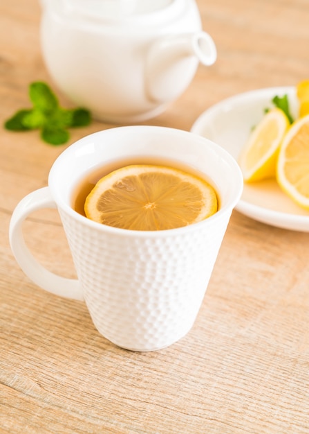 hot lemon tea