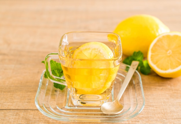 Photo hot lemon tea