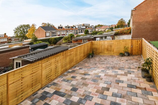 House courtyard design with beautifully nested paving stones