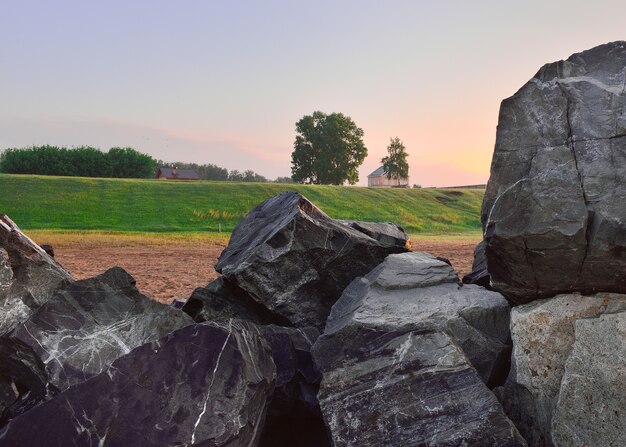 A house among large stones