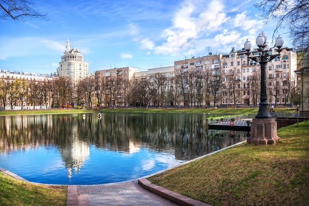 House of the Patriarch and a lantern near the Patriarch's Ponds in MoscowxA