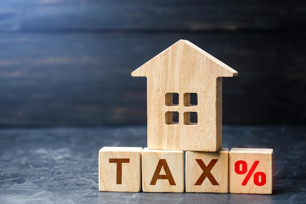 House and tax Tax interest on purchase or sale Fees and duties Deductions and concessions grace periods subsidies Objects of taxation Refunds savings in real estate maintenance