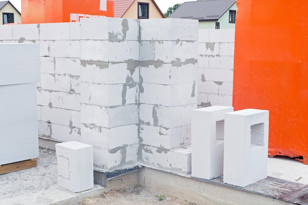 House walls made by foamed concrete