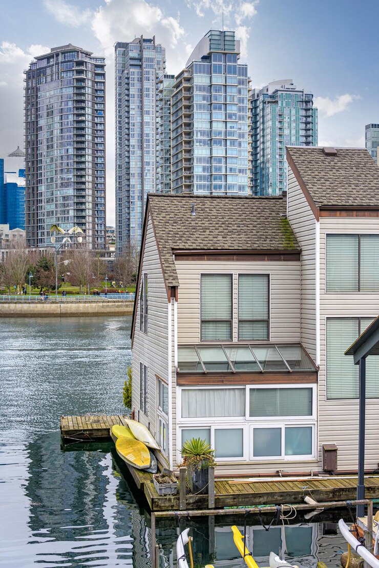 House on the water with view at downtown of vancouver canada
