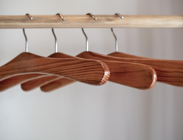 Houten kleerhangers