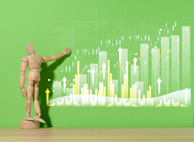 Houten mannequin en grafiek met groeiende indicatoren op een groene achtergrond Analyse van financiële indicatoren in het bedrijfsleven