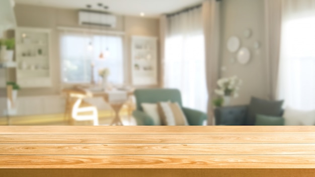 Houten tafel in moderne huiskamer decoratie.