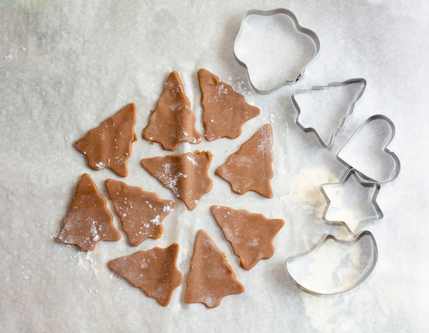 How to make Christmas cookies at home