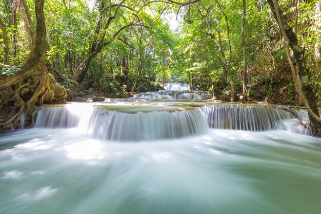 Huai Mae Khamin-waterval