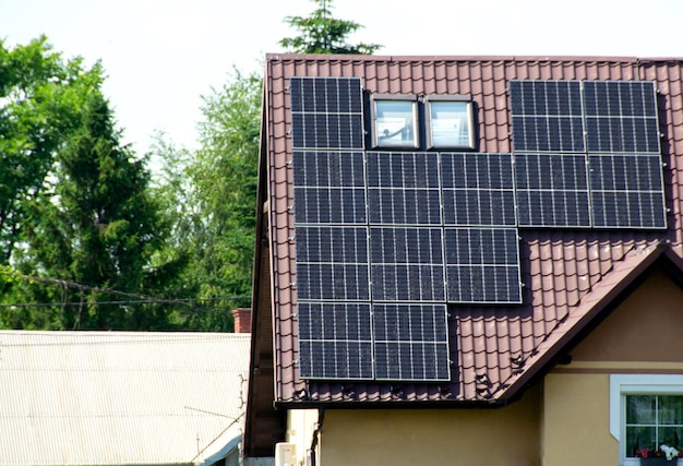 Huisdak met fotovoltaïsche modules