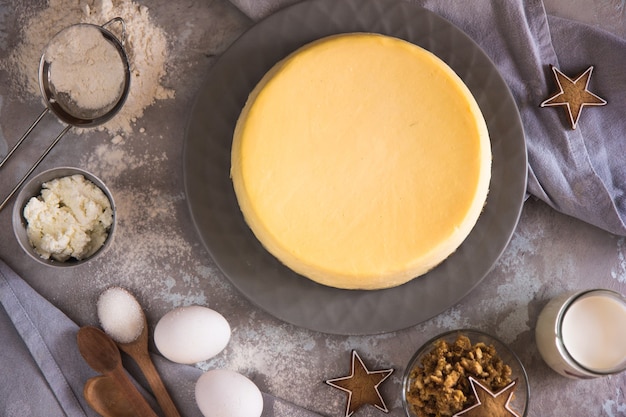 Huisgemaakte cheesecake met kerstkruiden