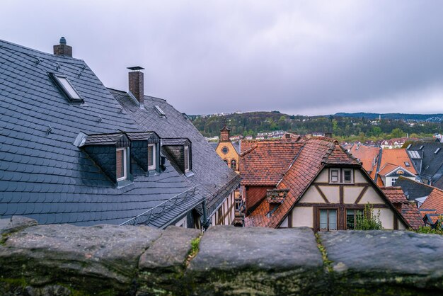 Foto huizen tegen de lucht in de stad