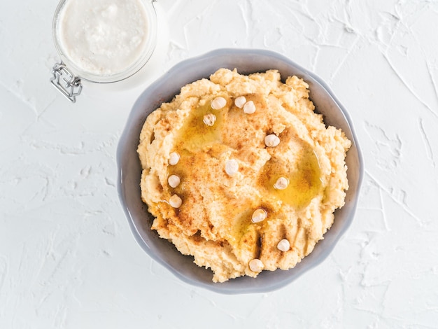 Foto hummus and tahini