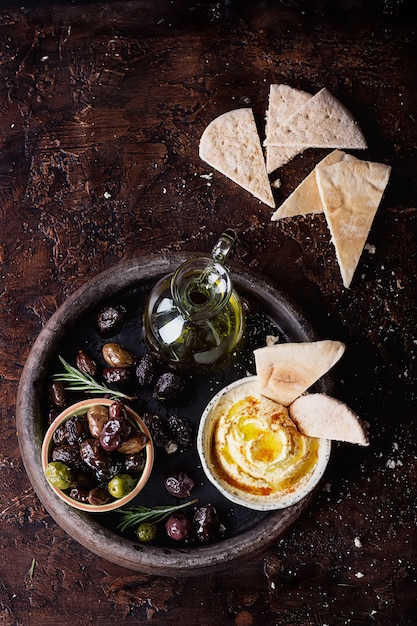 Hummus with Olives