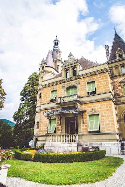 Photo hunegg castle national museum history in switzerland