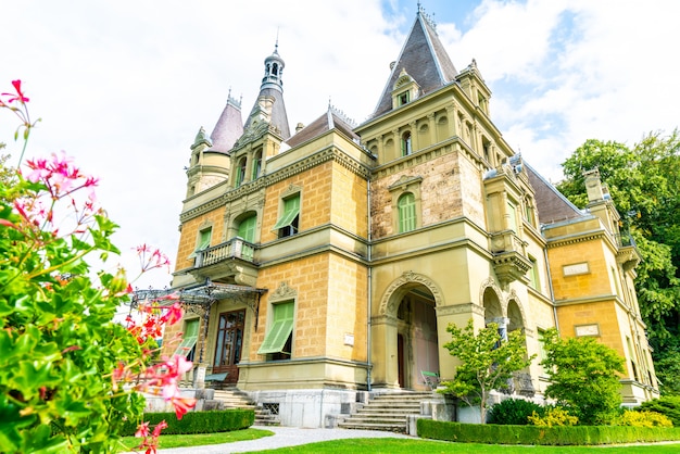 Hunegg castle national museum history in Switzerland