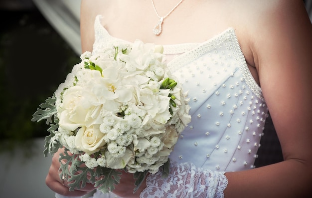 Huwelijksboeket met rozen