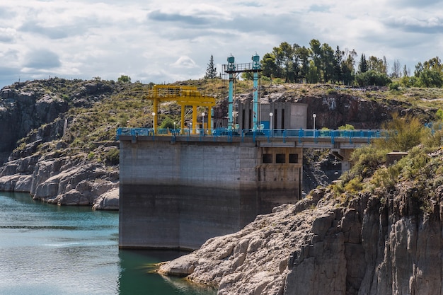 Hydro dam pumps for electric energy generation.