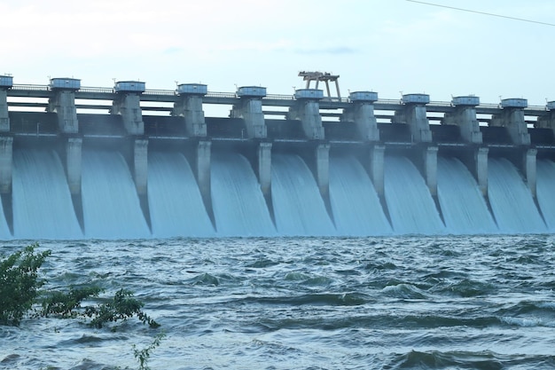 水力発電所と