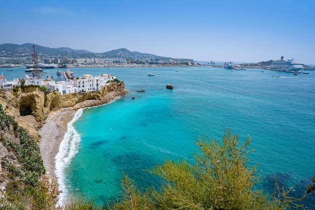 Ibiza Eivissa skyline van Dalt Vila in Balearen