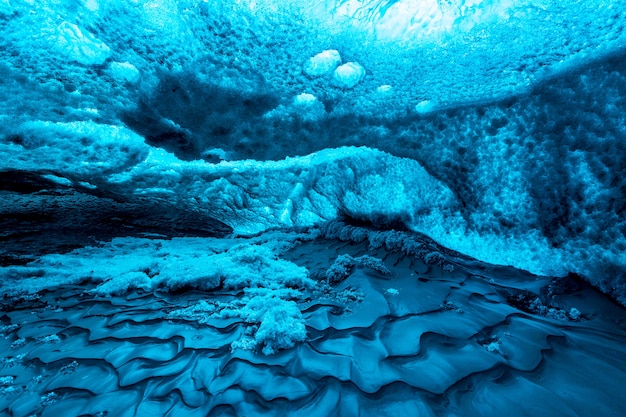 Ice Cave IJsland