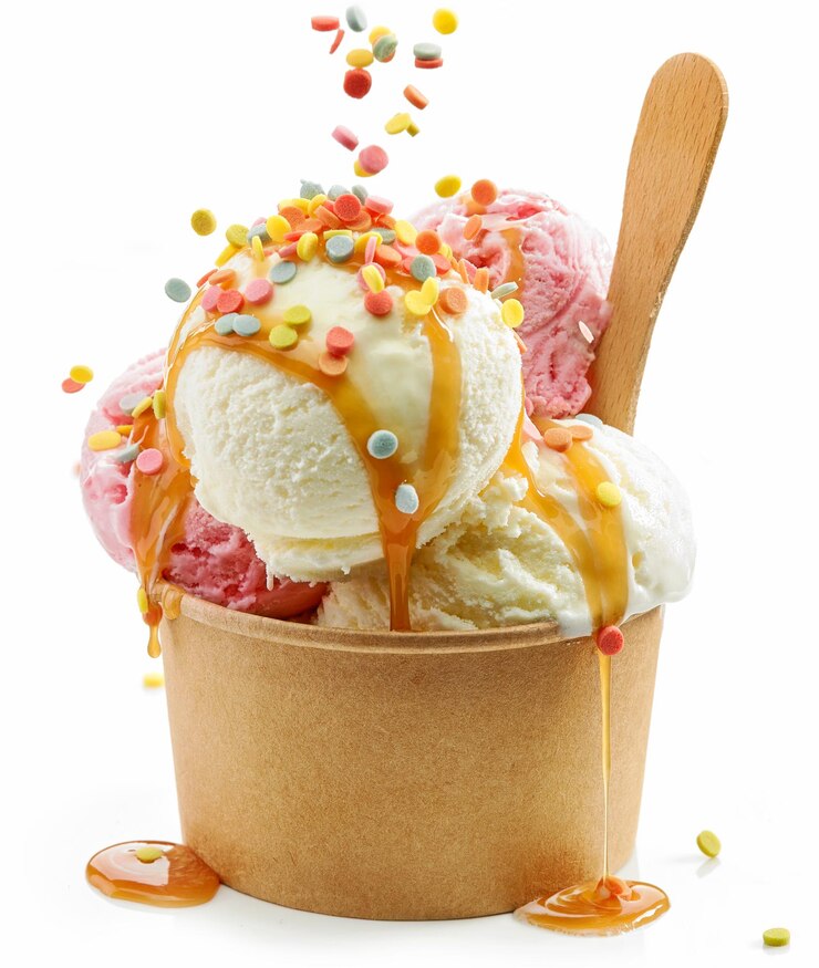 Photo ice cream balls in paper cup