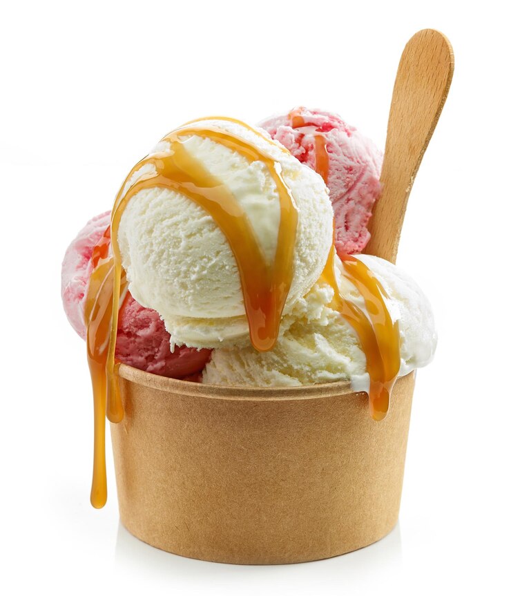 Photo ice cream balls in paper cup