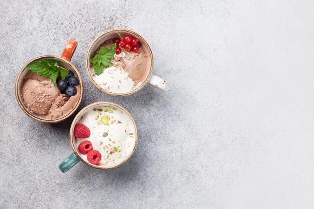 Photo ice cream with berries