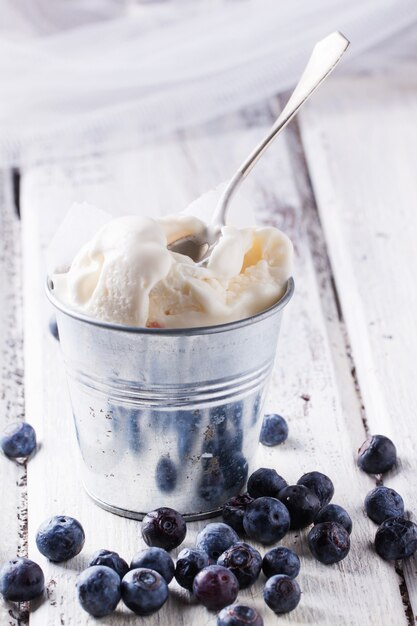 Ice cream with blueberries