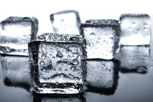  Ice cubes with water drop