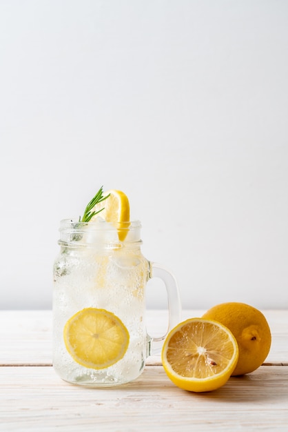 ice lemonade soda