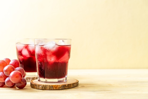 Iced fresh grape juice