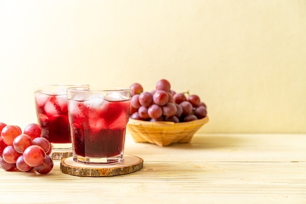 Iced fresh grape juice