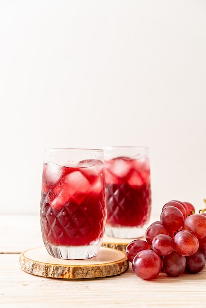 Iced fresh grape juice