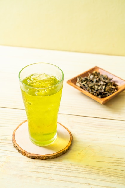 японский зеленый чай со льдом