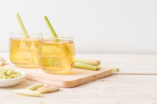 iced lemon grass juice