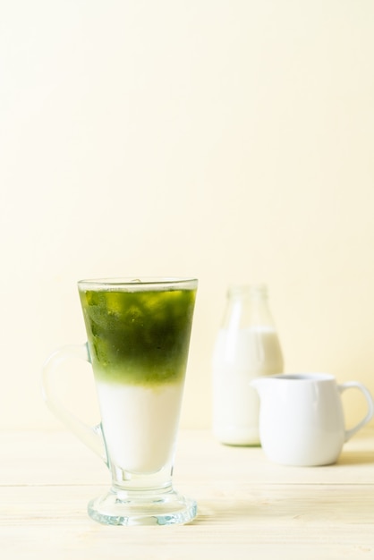 Tè verde matcha ghiacciato