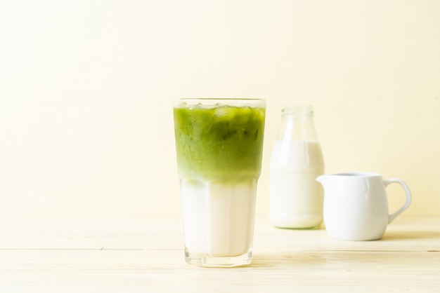 iced matcha green tea latte