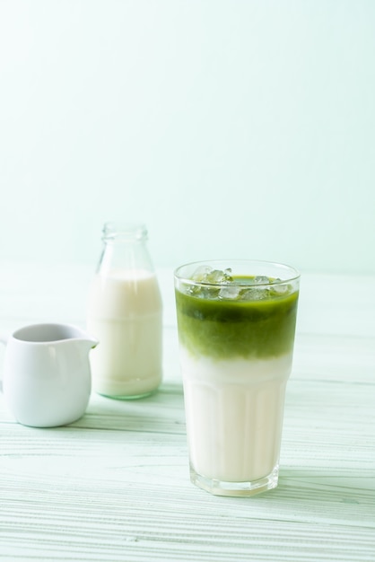 iced matcha green tea latte