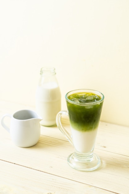 iced matcha groene thee latte