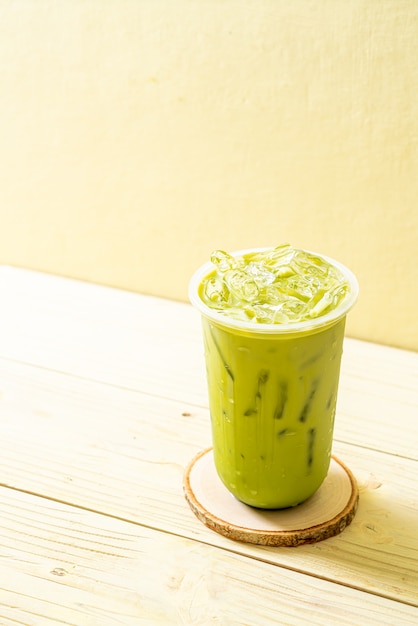 iced matcha latte green tea